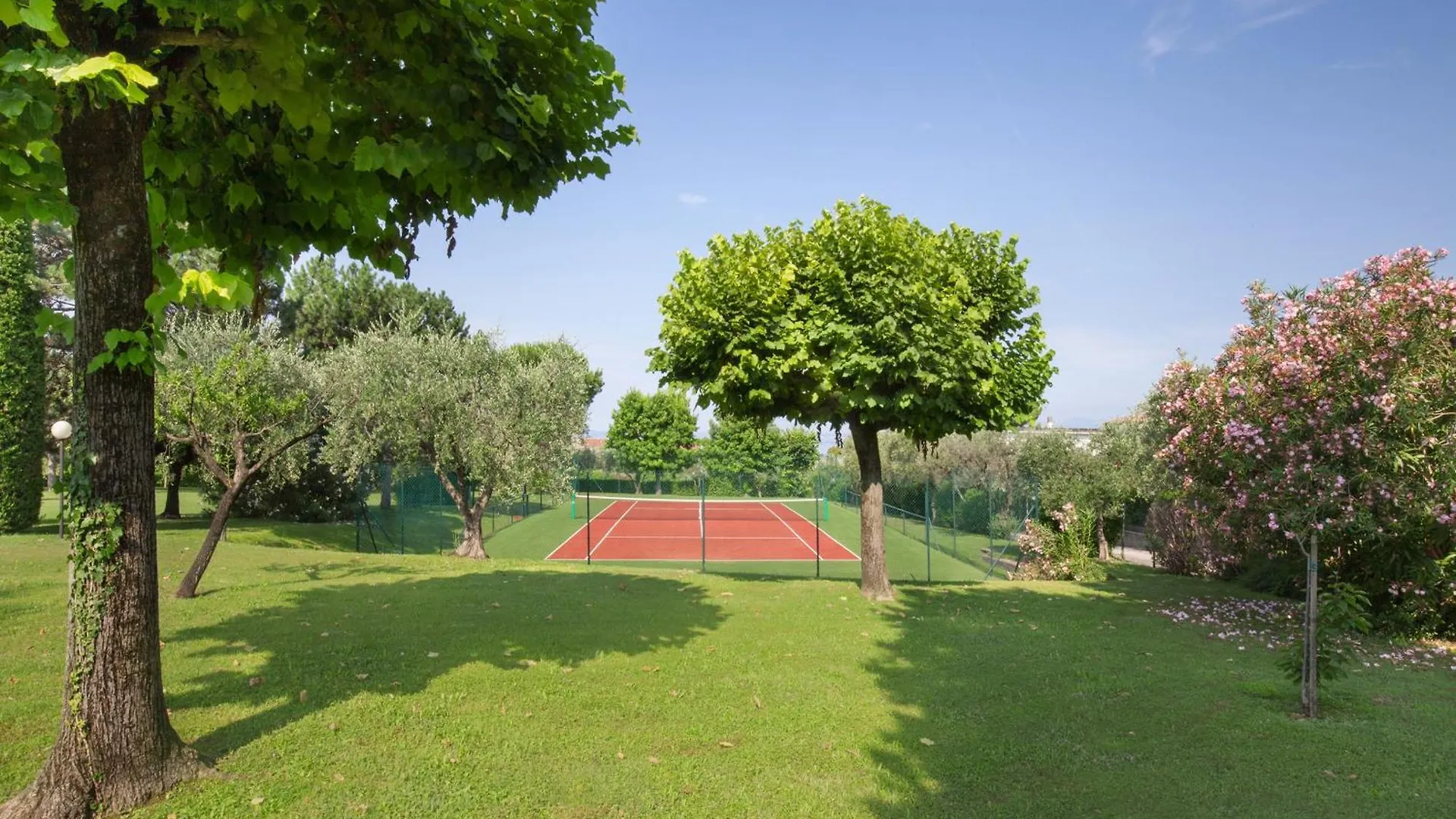 Apartment Babila Home Bardolino Italien